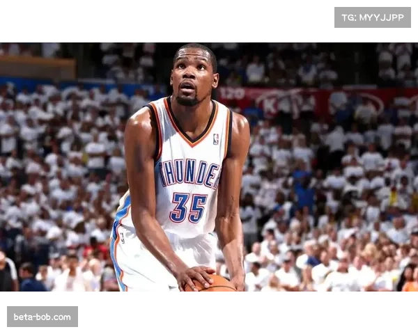 火箭防守效率112.4位列联盟第八 但进攻体系缺失依赖杜兰特单点